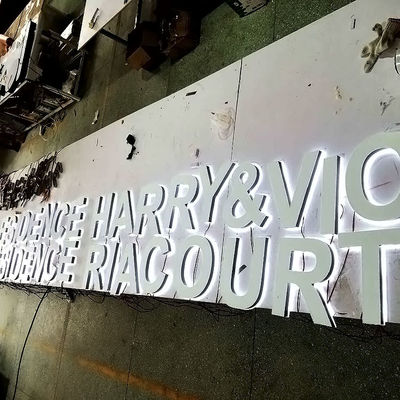 Restoran Backlit Letter Sign Kedalaman 2-20cm Acrylic Led Glow Sign Board