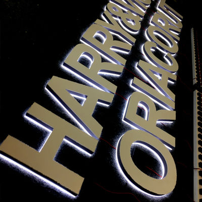 Restoran Backlit Letter Sign Kedalaman 2-20cm Acrylic Led Glow Sign Board