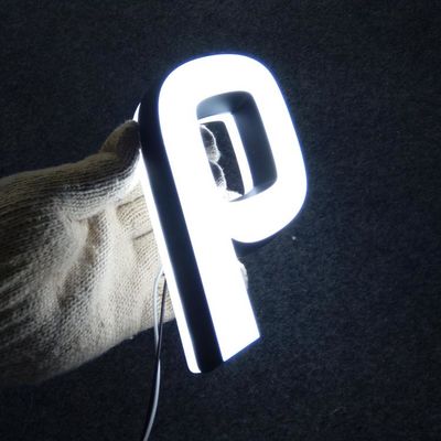 Pencahayaan Wajah Ganda LED Huruf Akrilik Stainless Steel Lettering Signage AC110V-240V