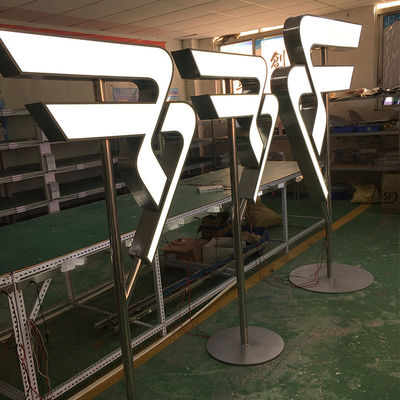 SMD5050 Led Acrylic 3D Letter Sign Berdiri Bebas 50000 Jam Bekerja