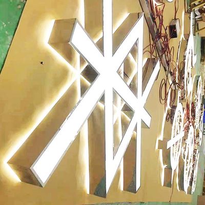 Logo Stainless Steel Raksasa Menyala Huruf Tanda Untuk Acara CE ROHS