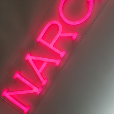 UL Clear Acrylic Back Neon Sign Letters Untuk Dinding Panjang 62cm