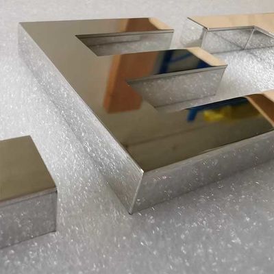 Huruf Alfabet Tanda Depan Toko Cermin Perak Tebal 2cm Huruf Logam Fabrikasi