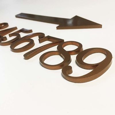 Tanda Huruf Akrilik Potongan Datar Tanda Nomor Pintu Akrilik Padat CE ROHS