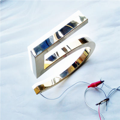 Tanda Nomor Rumah Sikat Emas Kecerahan Tinggi Potong Laser CE RoHS