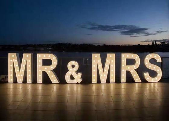 Free Standing 4 Foot Love Marquee Sign Letters Tahan Air IP67