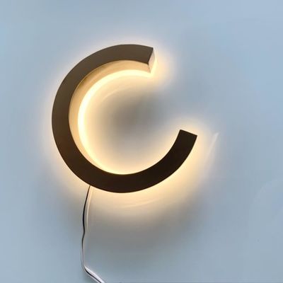 Outdoor Light Up 3d Huruf Tanda Akrilik Signage Huruf 304 # Stainless Steel 3cm