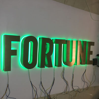 Bangunan RGB Channel Letter Sign Stainless Steel Illuminated