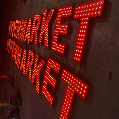 Punched Hole Light Up Led Channel Letters Luar Ruangan Raksasa Tahan Air IP67