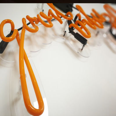 Dekorasi Bar 10kv Kustom Neon Sign Getaran Baik Hanya Dengan Papan Akrilik