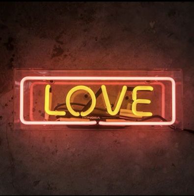 Pernikahan Cinta Papan Tanda Neon Kustom Untuk Kamar Tidur OEM ODM